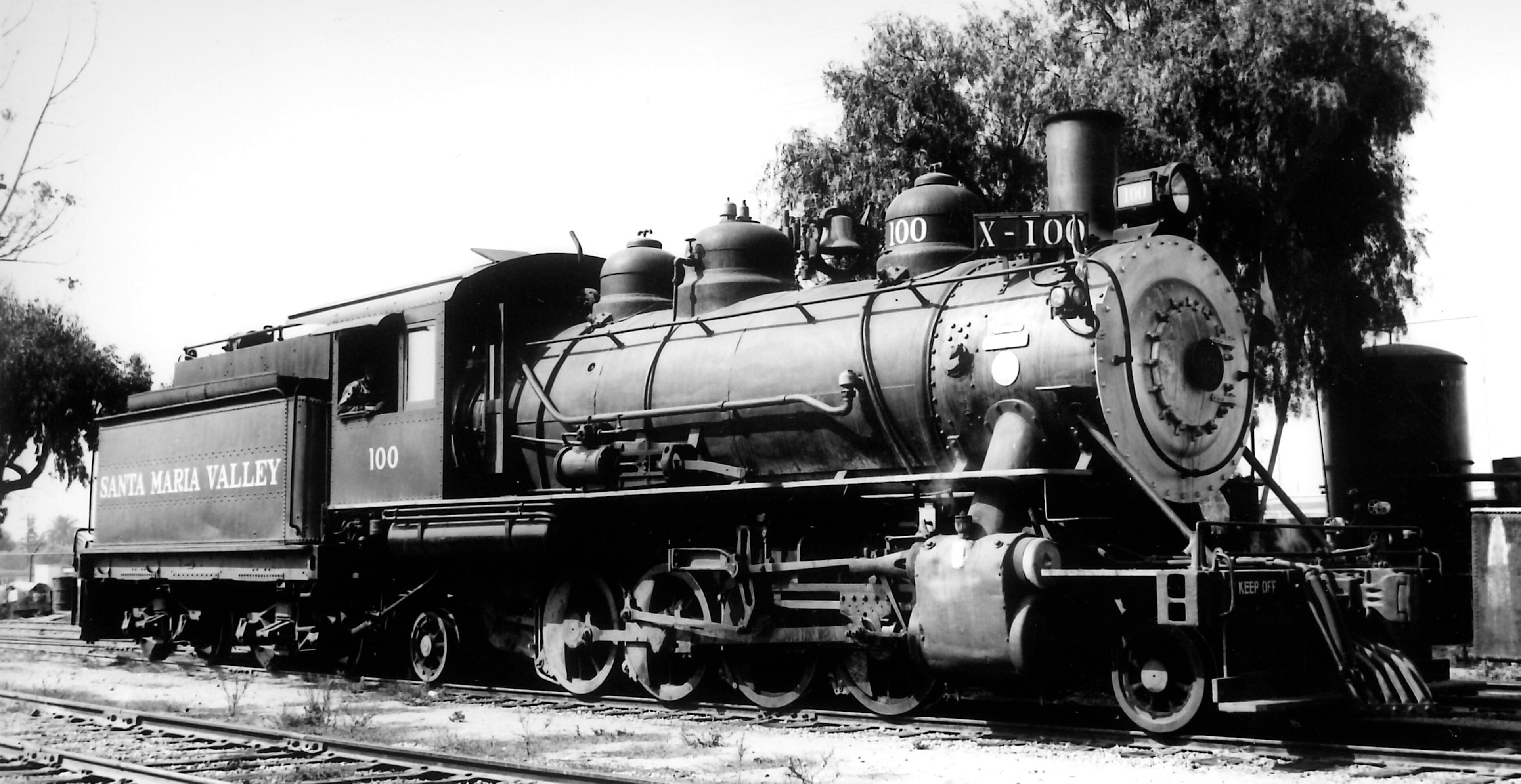 SMVRR Loco #100 - photo